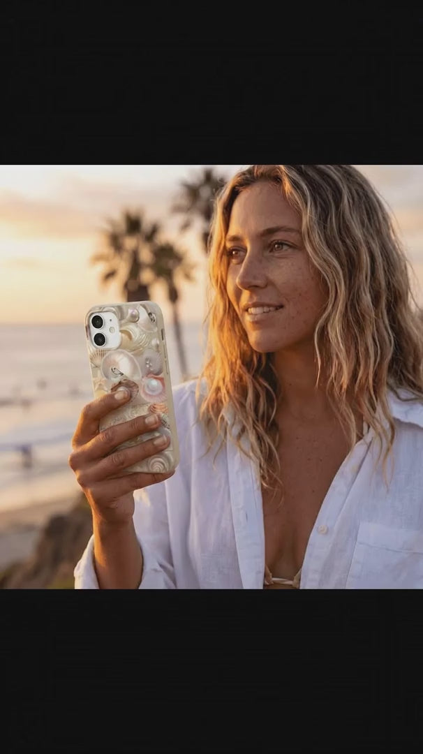 London Fog Sea Gems iPhone 16 Pro Case - Product video demonstration