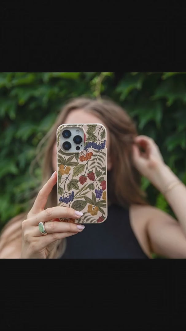Seashell Fall Berries iPhone 16 Pro Case - Product video demonstration