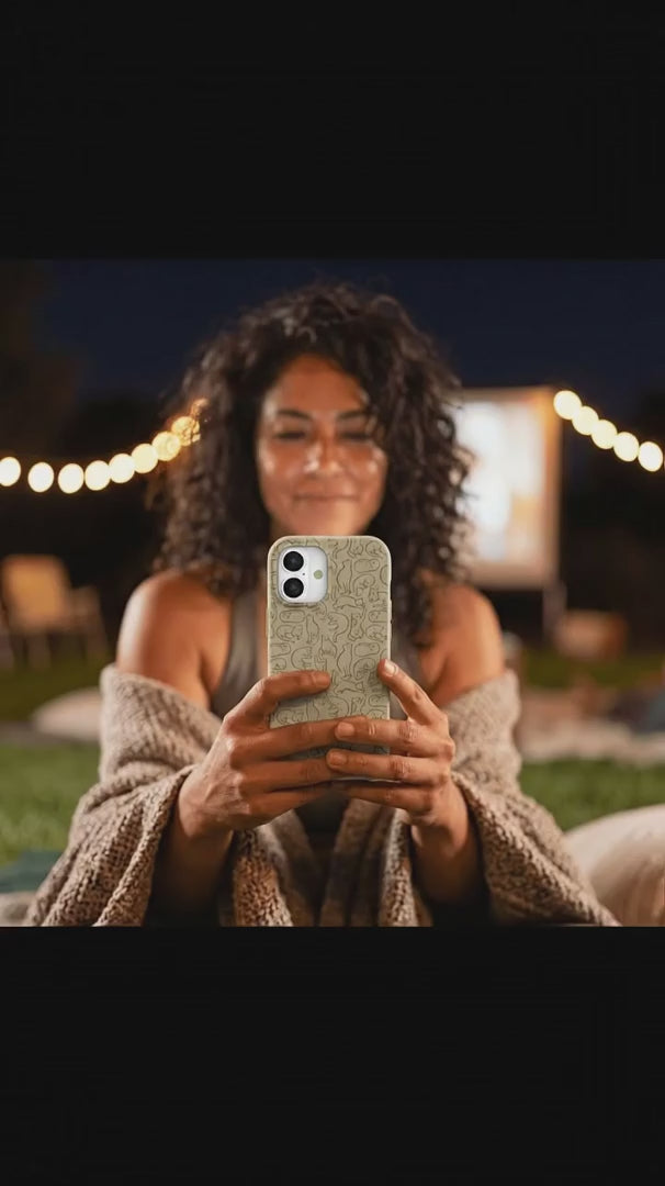 London Fog Say Meow iPhone 16 Pro Max Case - Product video demonstration