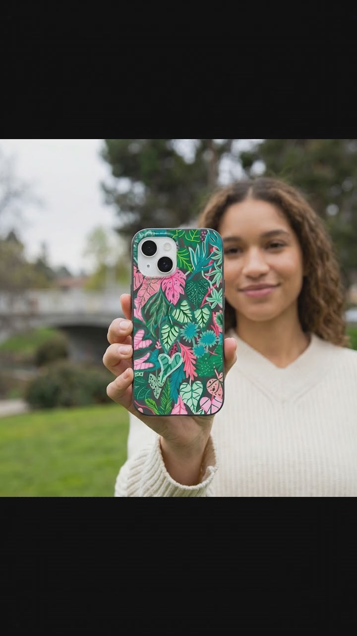 Black Tropic Noir iPhone 17 Case - Product video demonstration