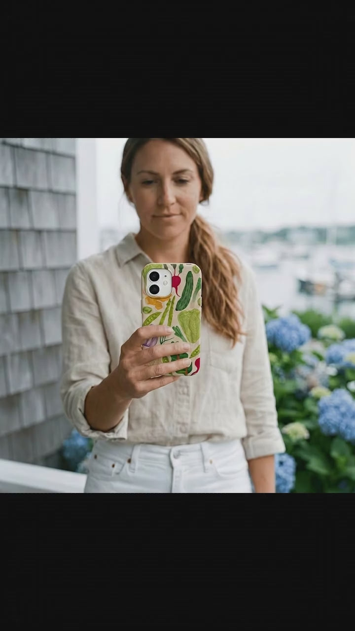 Seashell Veggie Patch iPhone 17 Case - Product video demonstration