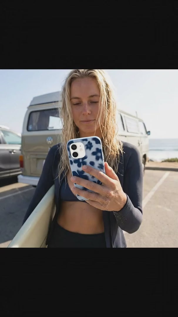 Powder Blue Hazy Daisies iPhone 16 Pro Max Case - Product video demonstration