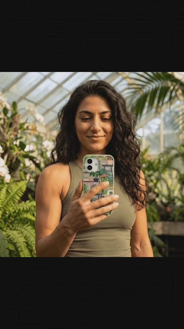 London Fog Botanical Oasis iPhone 15 Case - Product video demonstration