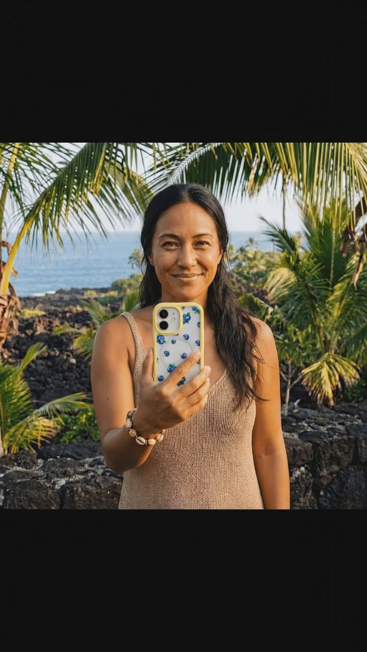 Clear Blueberry Pop iPhone 17 Case With Sunbeam Ridge (MagSafe included) - Product video demonstration